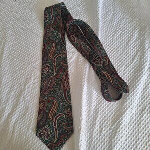 cross and winsor tie